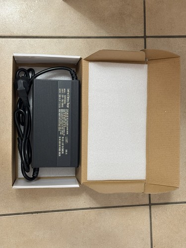 Caricabatteria auto elettrica - caricabatteria,