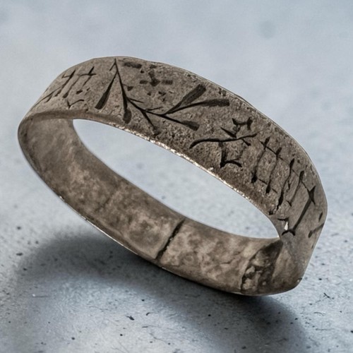 Anello dito medievale - da,