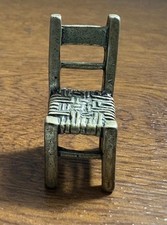 Miniatura di sedia in argento