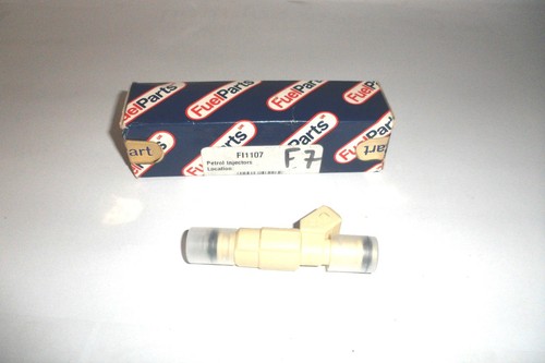 Iniettore carburante per - ,