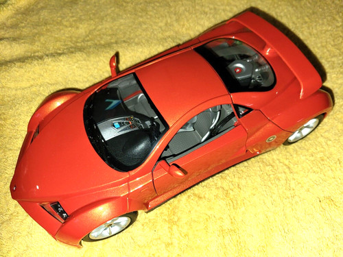Bburago prima giugiaro - bburago,