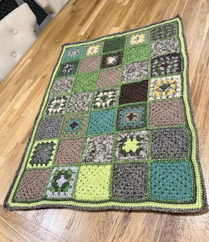 Coperta quadrata nonna - , fatta