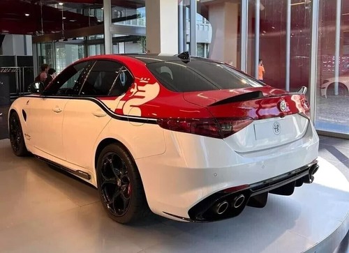 Giulia spoiler größer - giulia, alfa