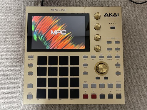 Akai professional mpc one gold - one,
