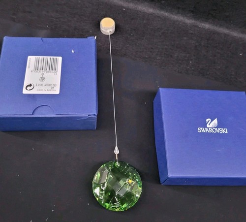 Swarovski figurine window - 2-swarovski,