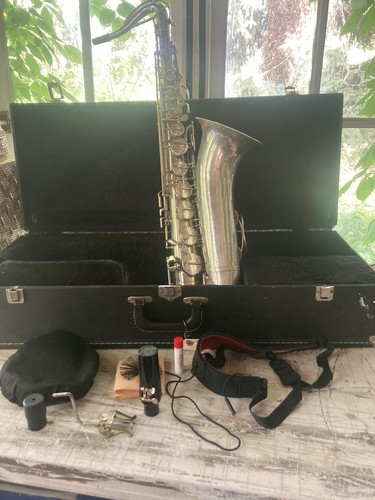 Vintage silver plated buescher - plated,