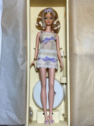 Tout suite silkstone - suite, barbie