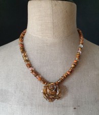 collana gioiello pietre preziose vintage QUARZO CILIEGIO CON FIORE E CHIUSURA ARGENTO TIBETANO