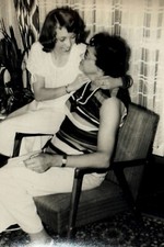 Due donne attraenti teneri