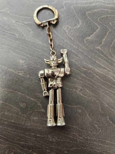 Vintage robot keyring metal - vintage,
