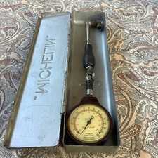 MICHELIN      Misuratore Pressione Gomme