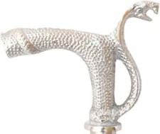 Designer Cobra Serpente Testa