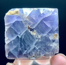 Cristallo di fluorite cubica