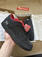 Supreme x Nike SB Dunk Low 94