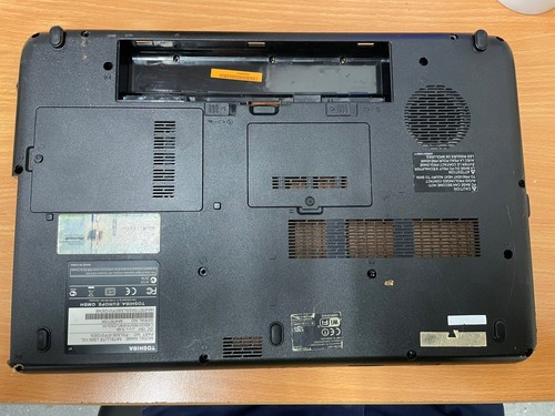 Toshiba l500 base custodia - l500,