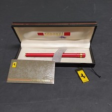 Penna stilografica rossa