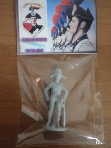 Carabiniere soldatino figurini - carabiniere,