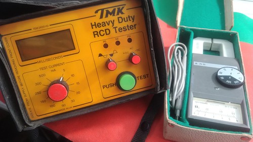 Due tester elettrici vintage
