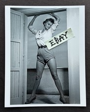 SOPHIA LOREN foto sexy busty