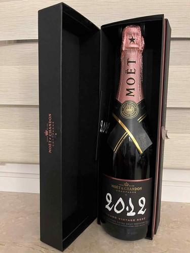 Champagne moet chandon - champagne,