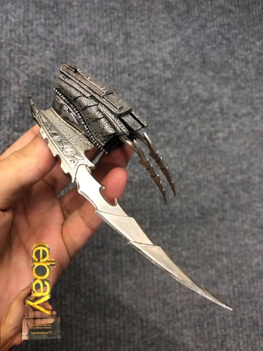 Hot toys mms15 alien v - 1/6,