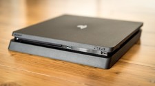 Sony PlayStation PS4 Slim