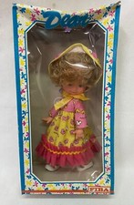 Bambola giocattolo vintage