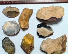 UTENSILI PRIMITIVI SELCE PUNTE FRECCIA ASCIA  MINERALI NEANDERTHAL  8 REPERTI