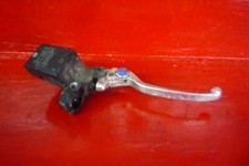 POMPA FRENO ANTERIORE DESTRA