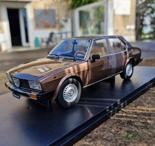 modellino auto scala 1/18 alfa