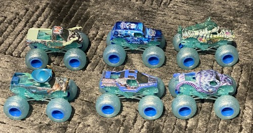 Monster jam earth surf - monster,