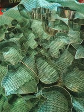 Lot 18 Vtg Large Metal Cookie