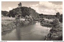 ATJP1-0022-89 - Brienon - Un