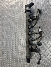 Tubo linea guida carburante