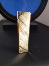 accendino vintage dorato 