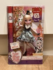 Bambola Ever After High Bunny
