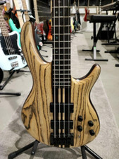 Basso cort ulta - cort, ash