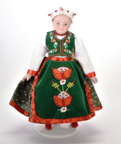 Kalotasze bambola in - ,