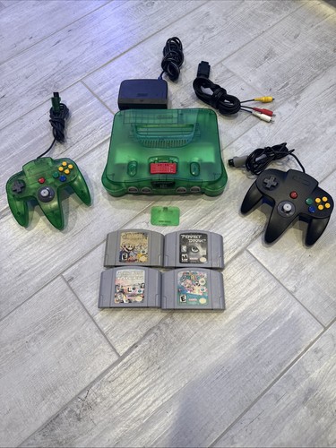 Jungle green nintendo - green, w
