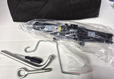 Kit emergenza auto crick pantografo + triangolo + giubbotto + chiave Martinetto