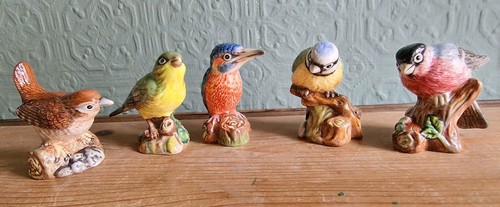 Royal doulton bird - royal,