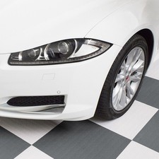 Piastrella per pavimento officina garage SOGI PAV-02-BI in PVC bianco - 50x50cm