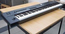 ROLAND RD 2000 Package