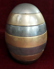 UOVO IN METALLO di TOMMASO