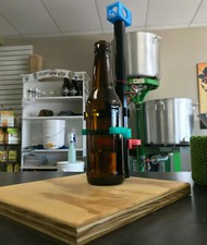 Aiutante per imbottigliamento