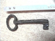 ANTICA CHIAVE IN FERRO BATTUTO realizzata a mano alla forgia da 8 cm x serratur