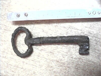 Antica chiave ferro - in,