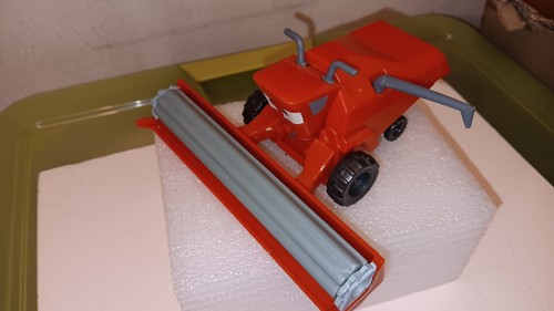 Mietitrebbia dixney pixar cars - pixar,