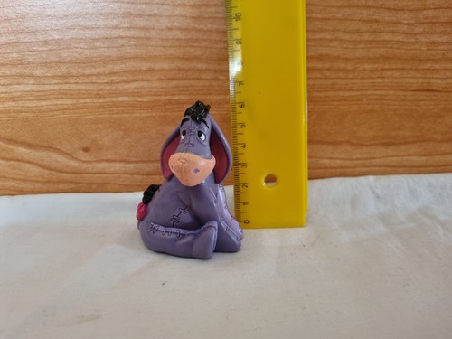 Personaggio disney winnie the - personaggio,