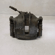 0204Y01132 Pinza freno ant. DX